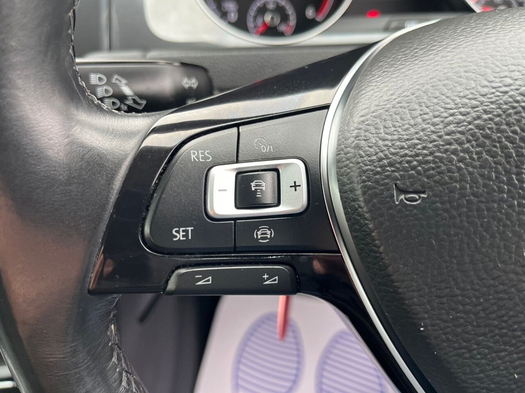 Used Volkswagen Golf 2018 for sale - 76235634: Photo 34