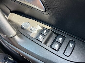 Used Peugeot 2008 2020 for sale - 78658225: Photo