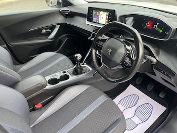 Used Peugeot 2008 2020 for sale - 77765380: Photo