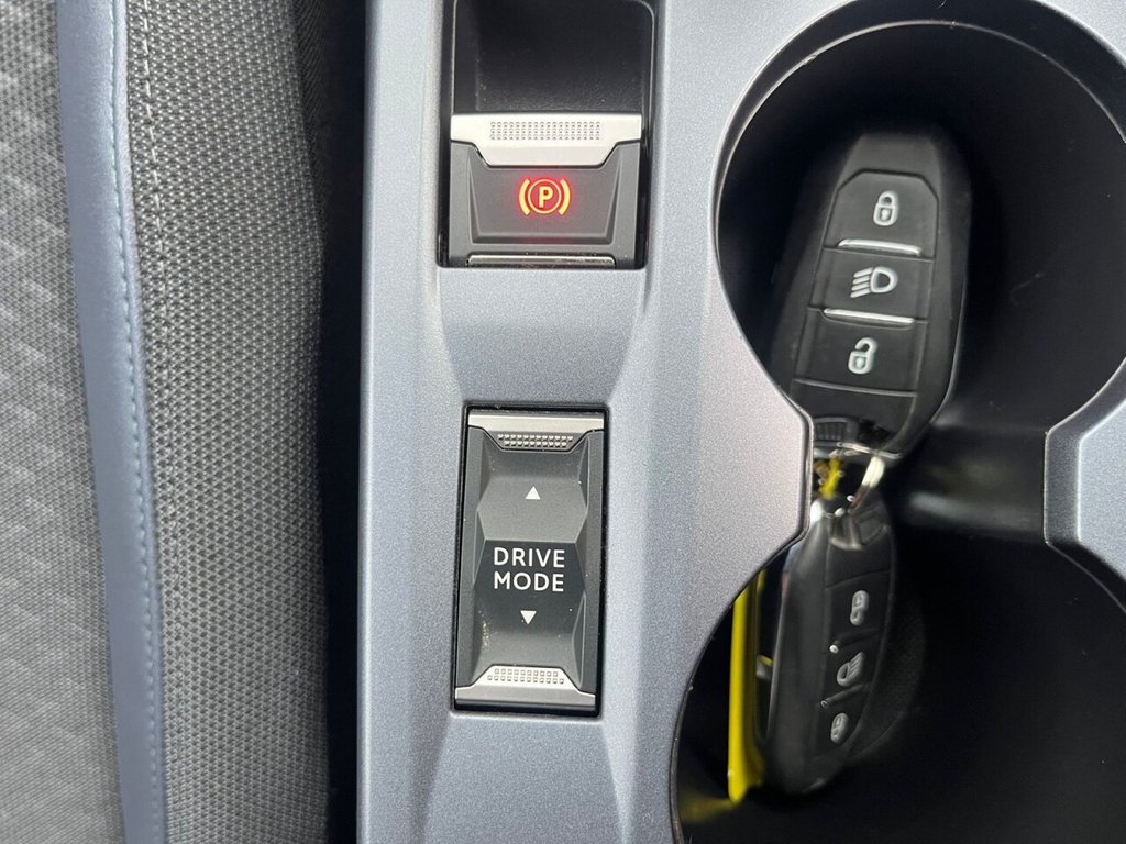 Used Peugeot 2008 2020 for sale - 77765380: Photo 9