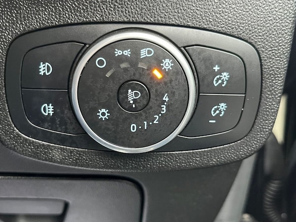 Used Ford Fiesta 2018 for sale - 76235799: Photo 36