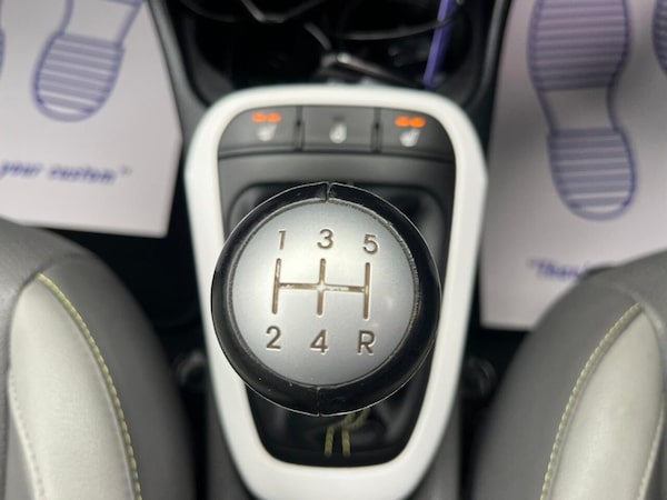 Used Kia Picanto 2018 for sale - 76304145: Photo 20
