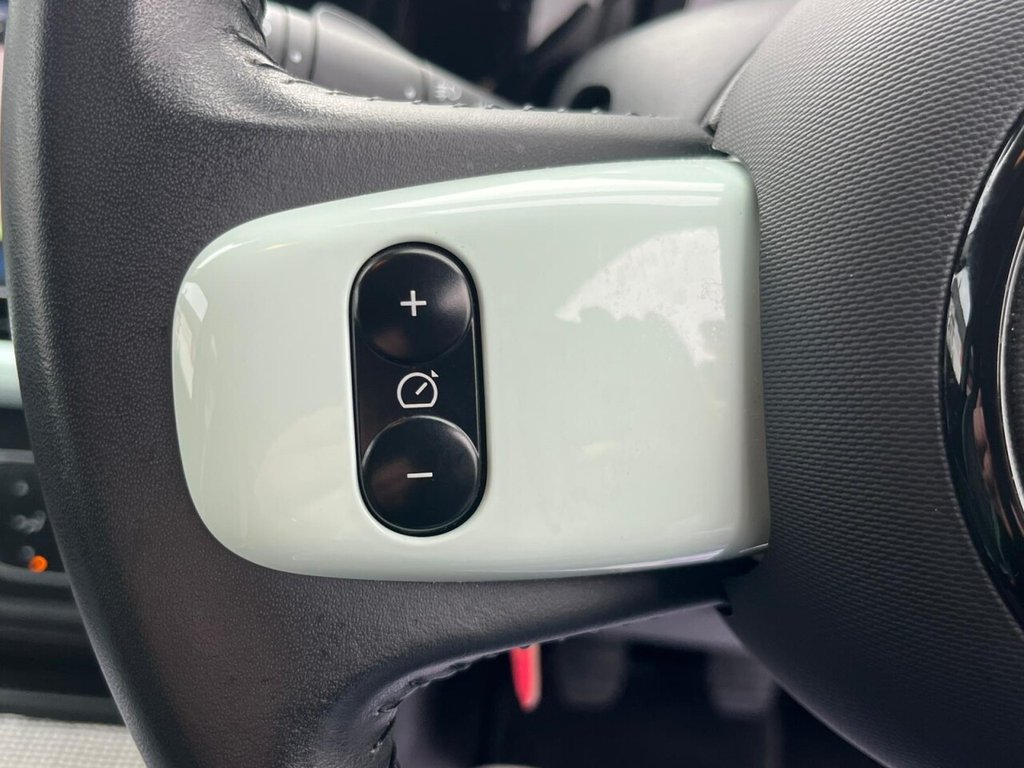 Used Renault Twingo 2018 for sale - 76417935: Photo 29