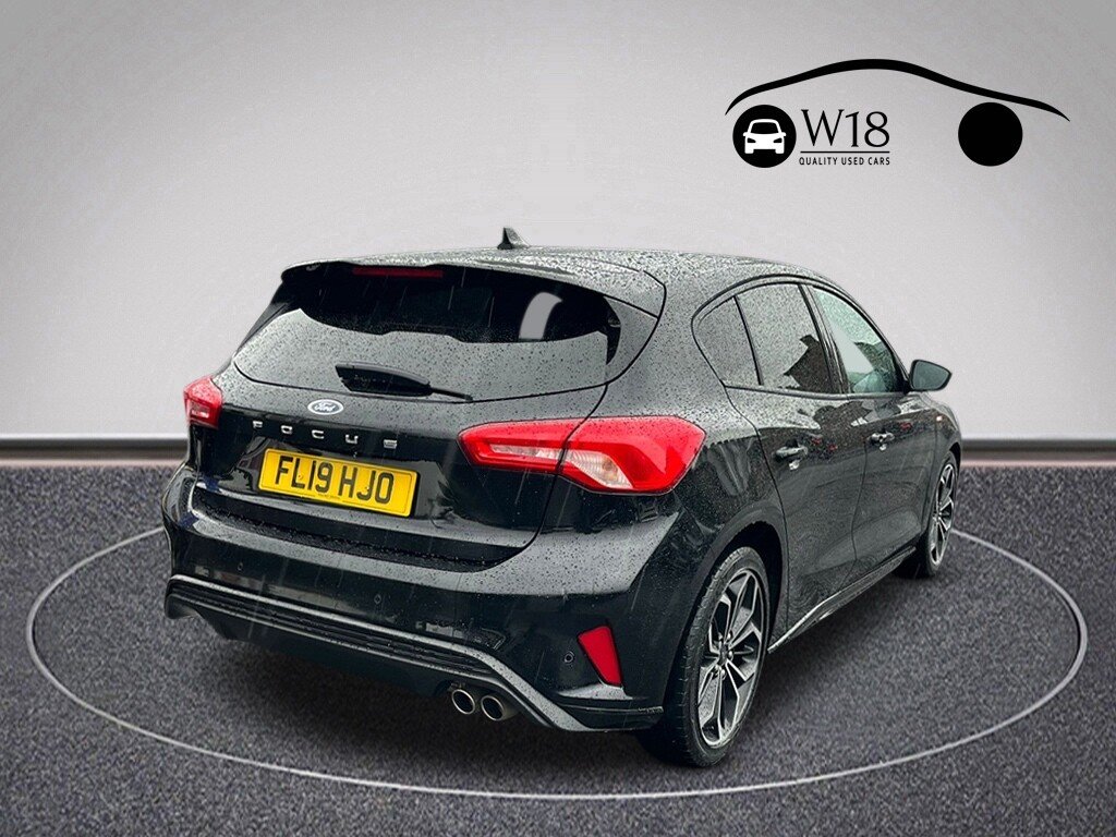 Used Ford Focus 2019 for sale - 76148040: Photo 3