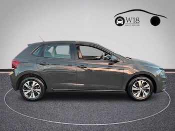 Used Volkswagen Polo 2019 for sale - 76509902: Photo