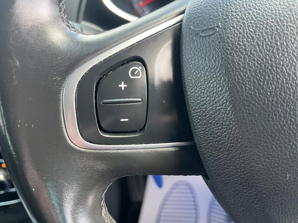 Used Renault Clio 2018 for sale - 78200580: Photo 21