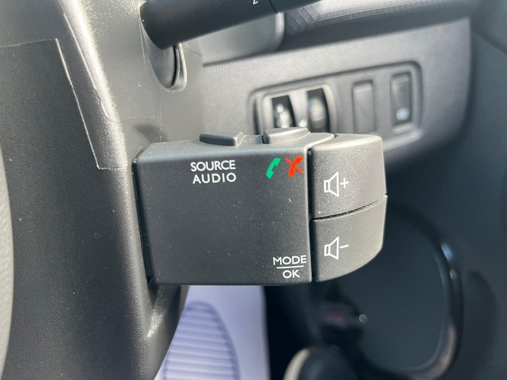 Used Renault Clio 2018 for sale - 78200580: Photo 24