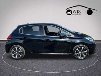 Used Peugeot 208 2019 for sale - 74194432: Photo