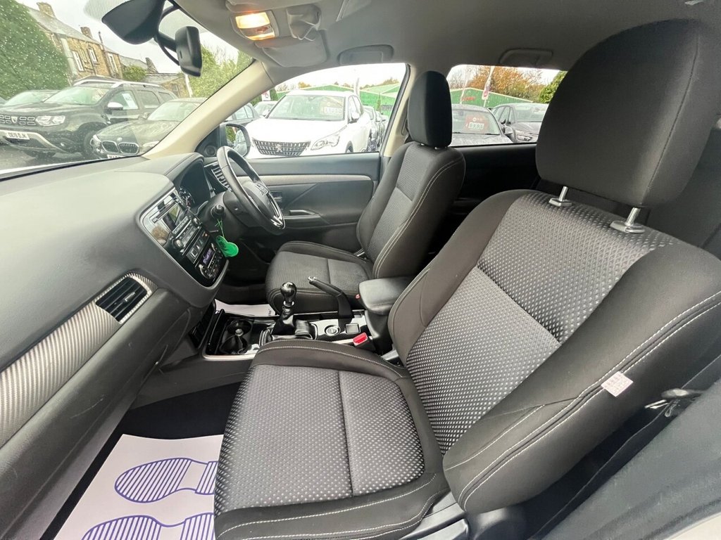 Used Mitsubishi Outlander 2017 for sale - 76429873: Photo 16