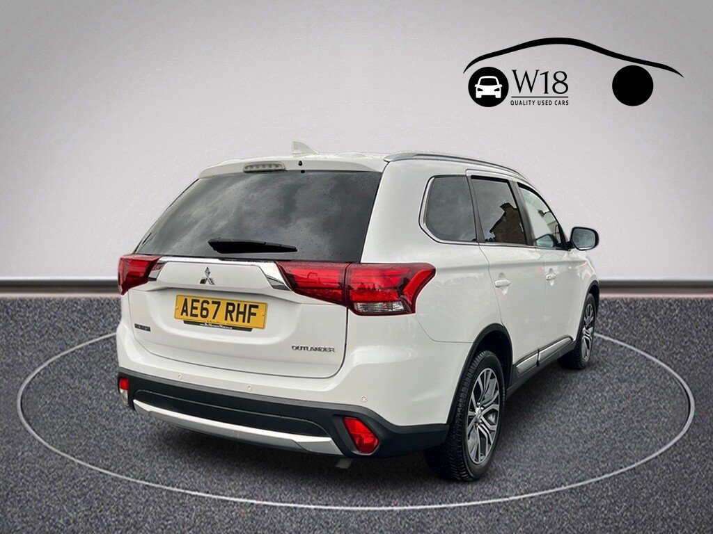 Used Mitsubishi Outlander 2017 for sale - 76429873: Photo 3