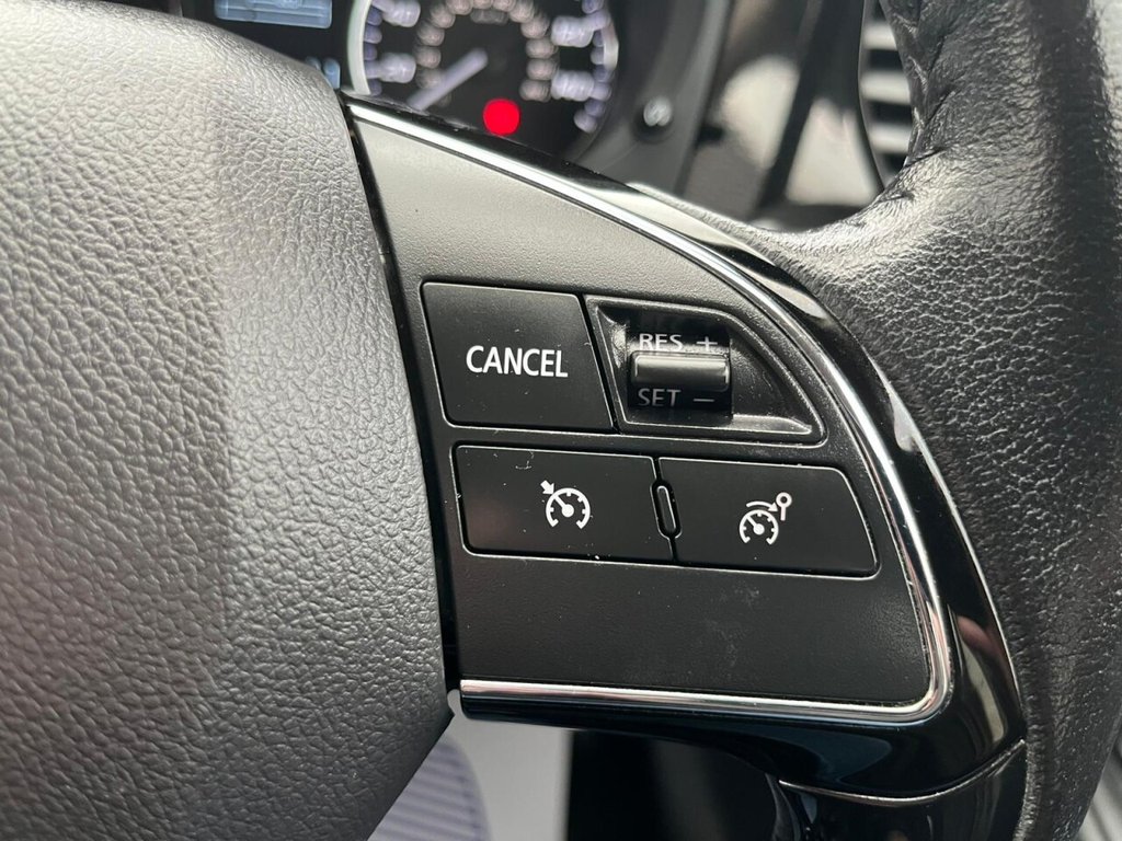 Used Mitsubishi Outlander 2017 for sale - 76429873: Photo 30