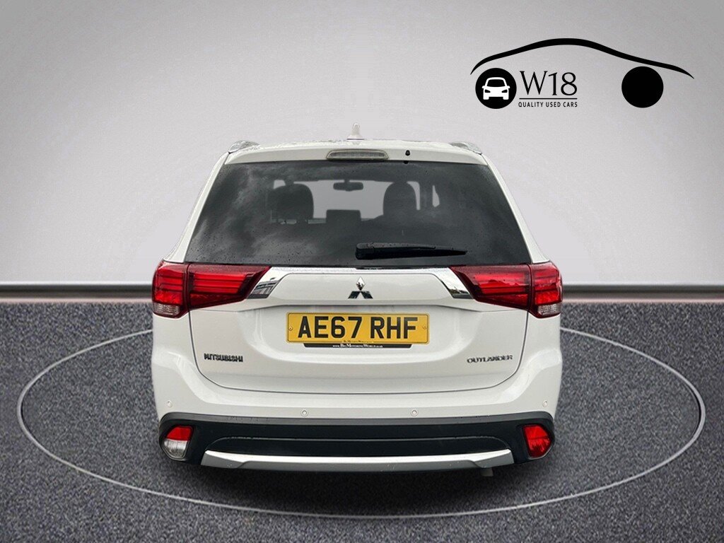 Used Mitsubishi Outlander 2017 for sale - 76429873: Photo 4