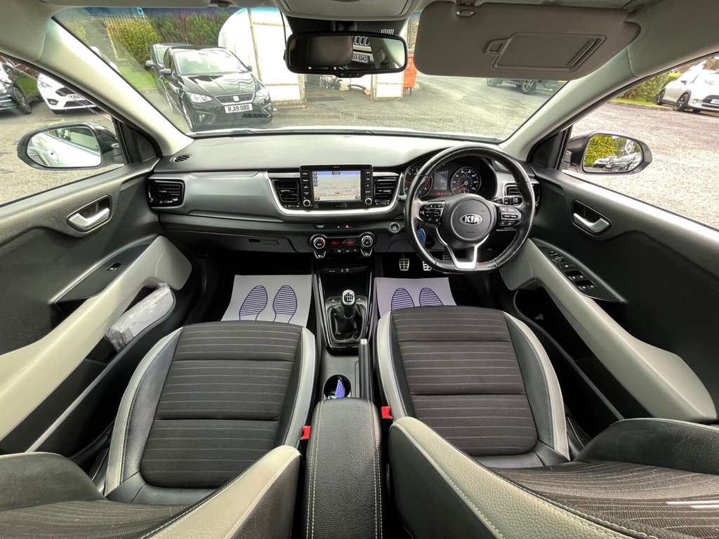 Used Kia Stonic 2018 for sale - 76147631: Photo 18