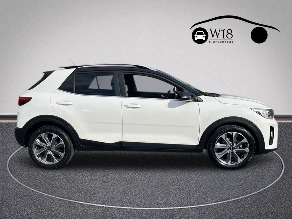 Used Kia Stonic 2018 for sale - 76147631: Photo 2