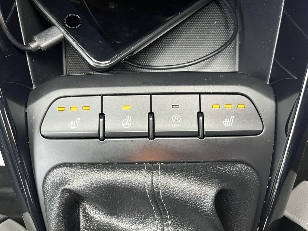 Used Kia Stonic 2018 for sale - 76147631: Photo 20