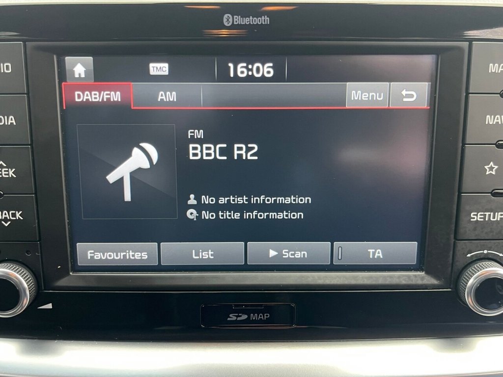 Used Kia Stonic 2018 for sale - 76147631: Photo 32