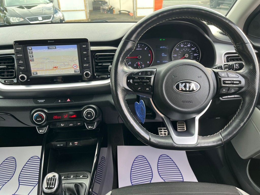 Used Kia Stonic 2018 for sale - 76147631: Photo 34