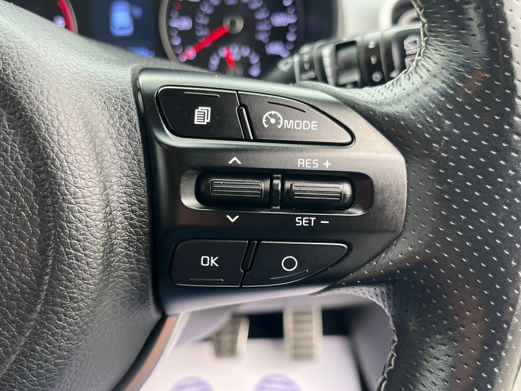 Used Kia Stonic 2018 for sale - 76147631: Photo 36