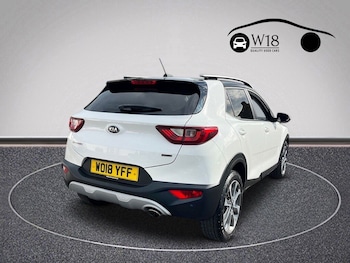 Used Kia Stonic 2018 for sale - 76147631: Photo 3