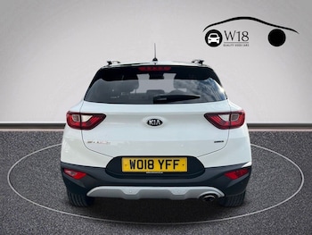 Used Kia Stonic 2018 for sale - 76147631: Photo 4