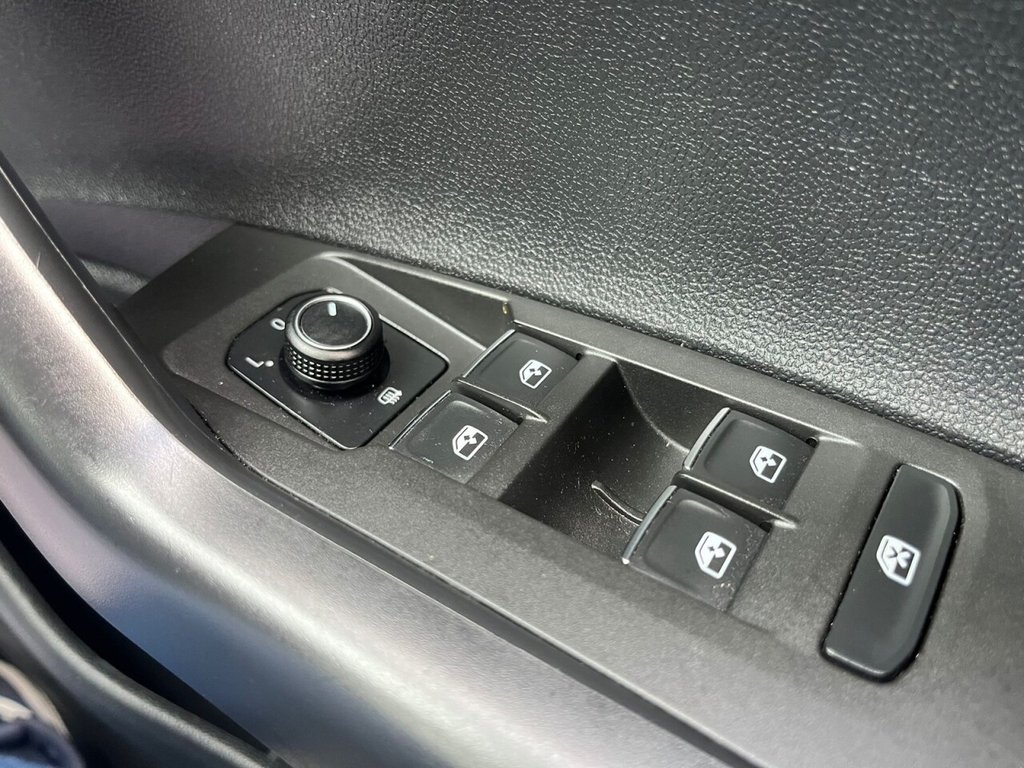 Used Volkswagen Polo 2018 for sale - 76210370: Photo 13