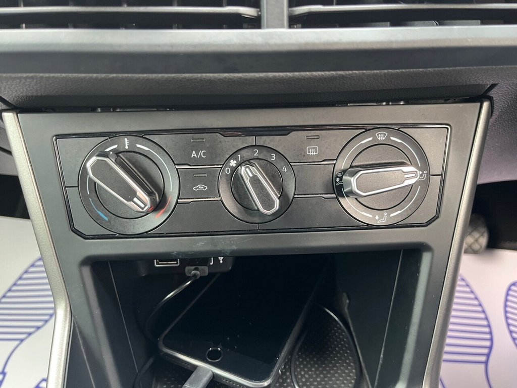 Used Volkswagen Polo 2018 for sale - 76210370: Photo 20