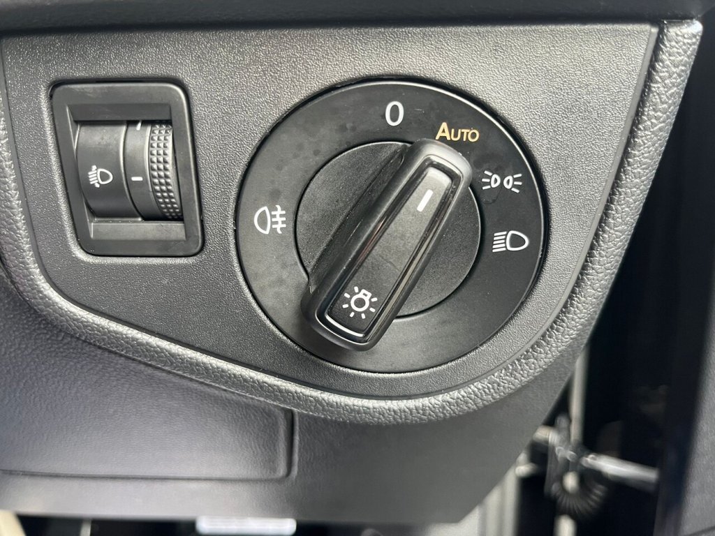 Used Volkswagen Polo 2018 for sale - 76210370: Photo 34