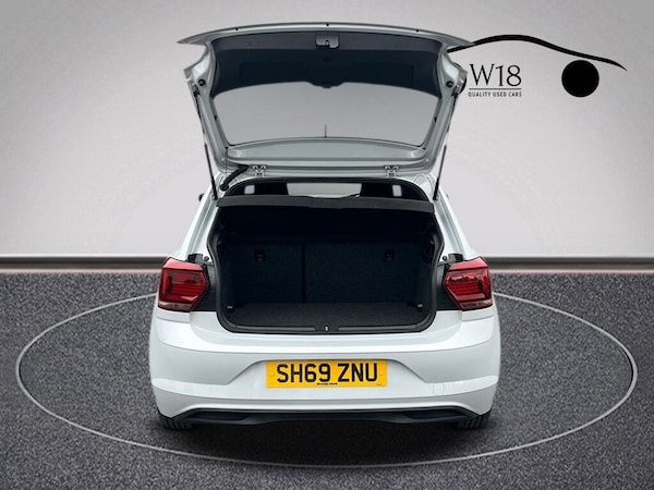 Used Volkswagen Polo 2019 for sale - 76210854: Photo 5