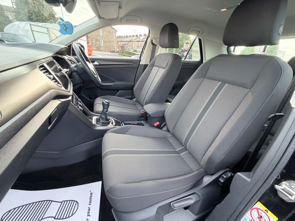 Used Volkswagen T-Roc 2018 for sale - 77557871: Photo 13