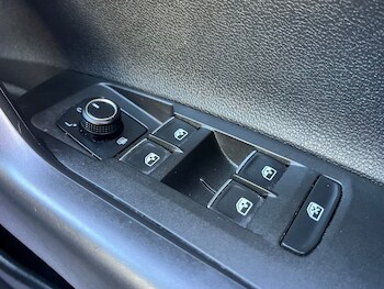 Used Volkswagen Polo 2018 for sale - 77212984: Photo