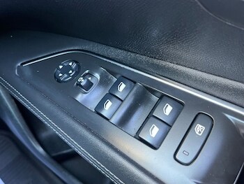 Used Peugeot 3008 2019 for sale - 77919865: Photo