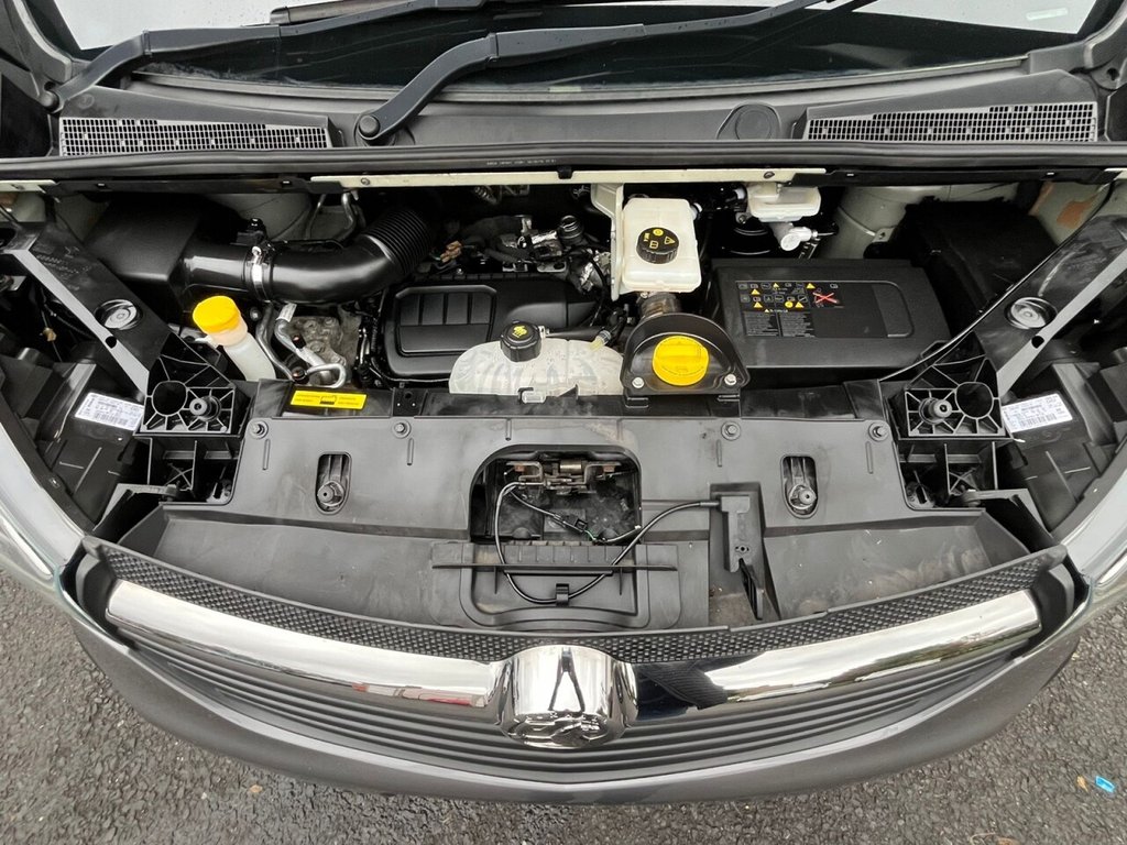 Used Vauxhall Vivaro 2019 for sale - 76509863: Photo 2