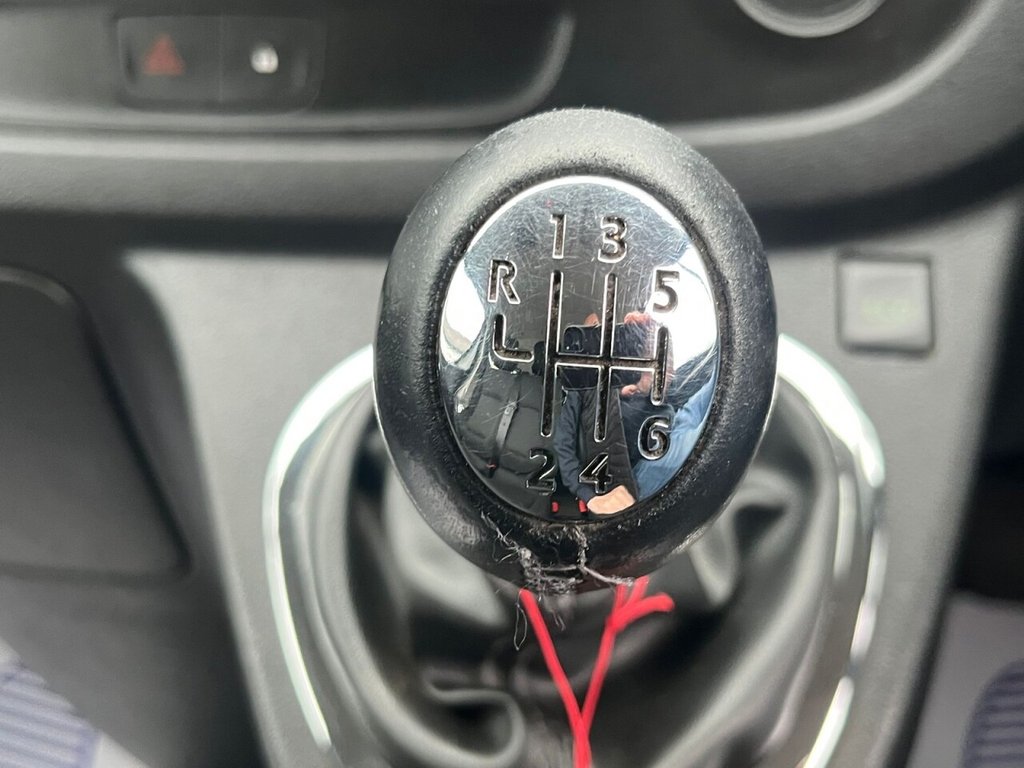 Used Vauxhall Vivaro 2019 for sale - 76509863: Photo 21