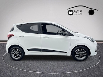 Used Hyundai i10 2018 for sale - 76223965: Photo 2
