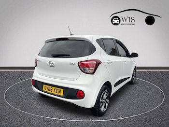 Used Hyundai i10 2018 for sale - 76223965: Photo 3