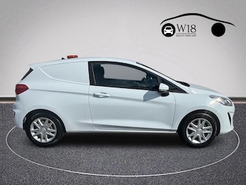 Used Ford Fiesta Van 2019 for sale - 75923878: Photo