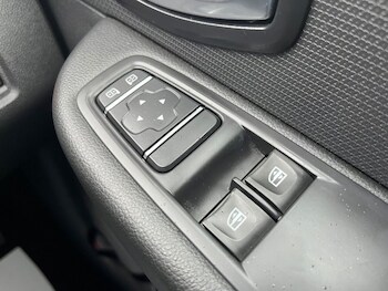 Used Renault Clio 2019 for sale - 78181734: Photo