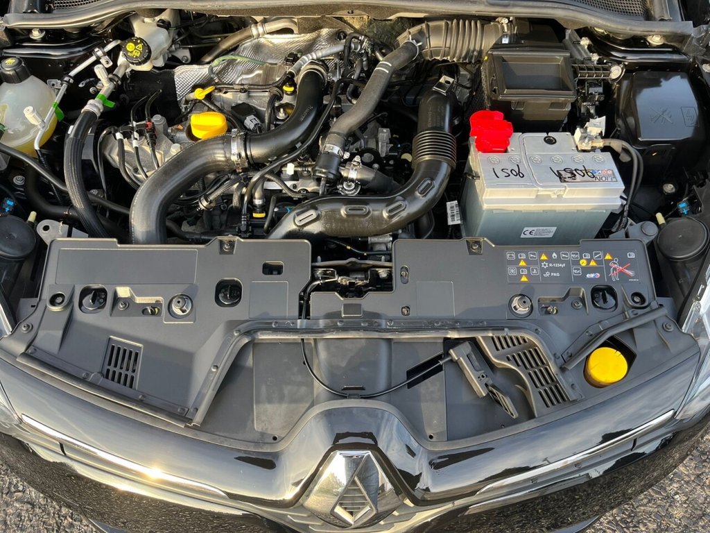 Used Renault Clio 2018 for sale - 76655394: Photo 10