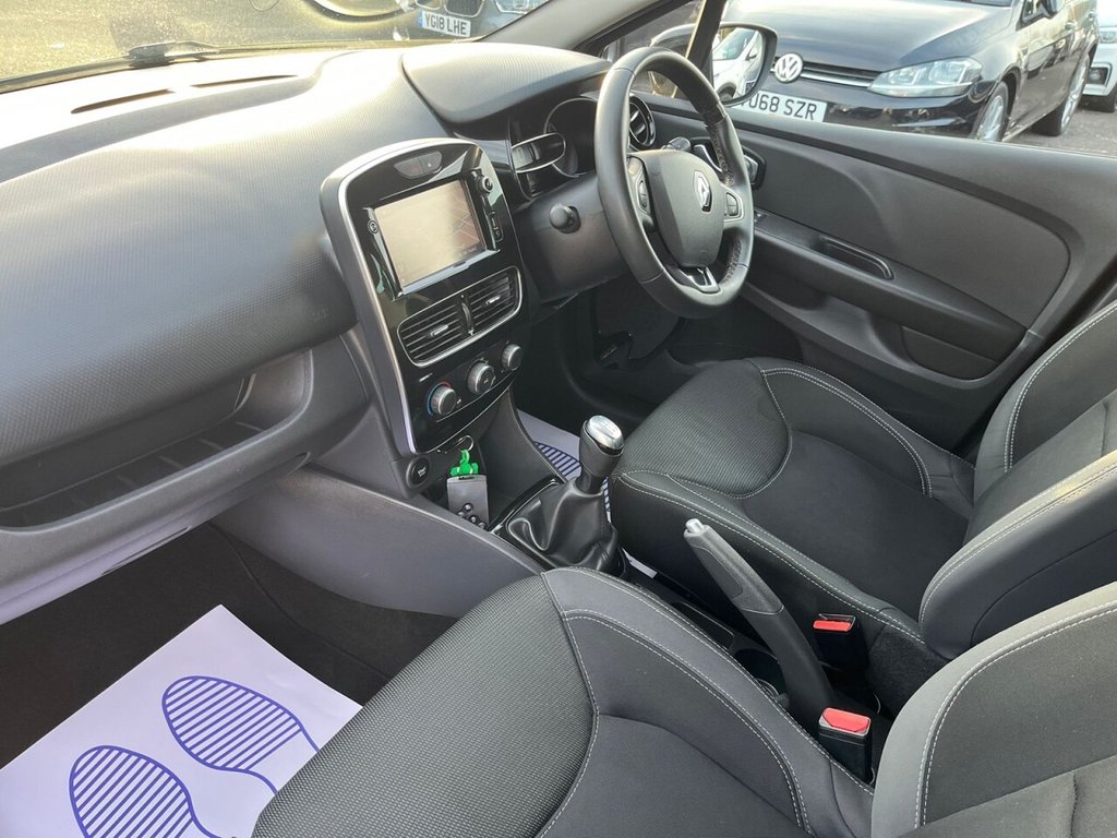 Used Renault Clio 2018 for sale - 76655394: Photo 14