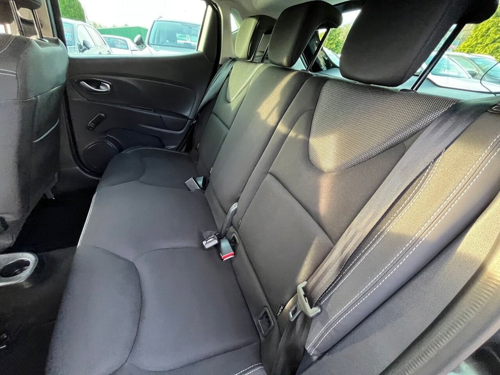 Used Renault Clio 2018 for sale - 76655394: Photo 17