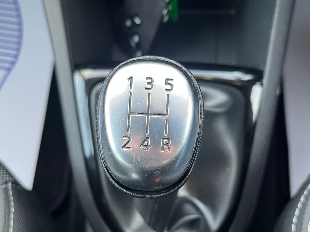 Used Renault Clio 2018 for sale - 76655394: Photo 22