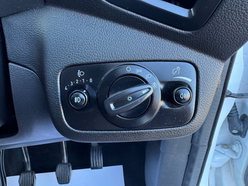 Used Ford Kuga 2017 for sale - 76068933: Photo 33