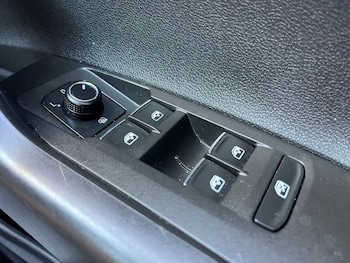 Used Volkswagen Polo 2018 for sale - 78445003: Photo