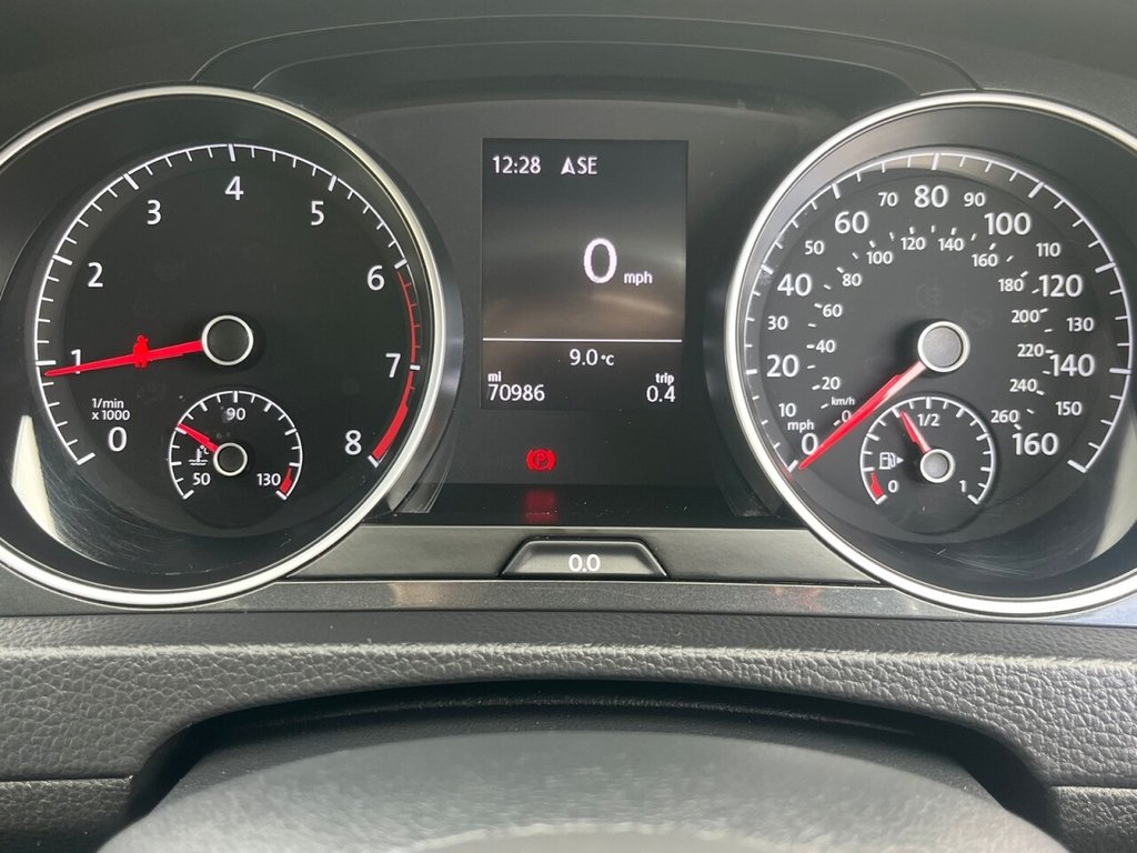 Used Volkswagen Golf 2019 for sale - 78044375: Photo 31