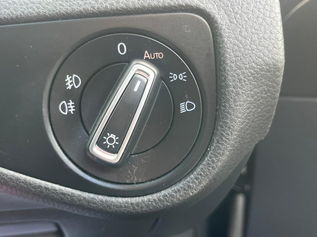 Used Volkswagen Golf 2019 for sale - 78044375: Photo 32