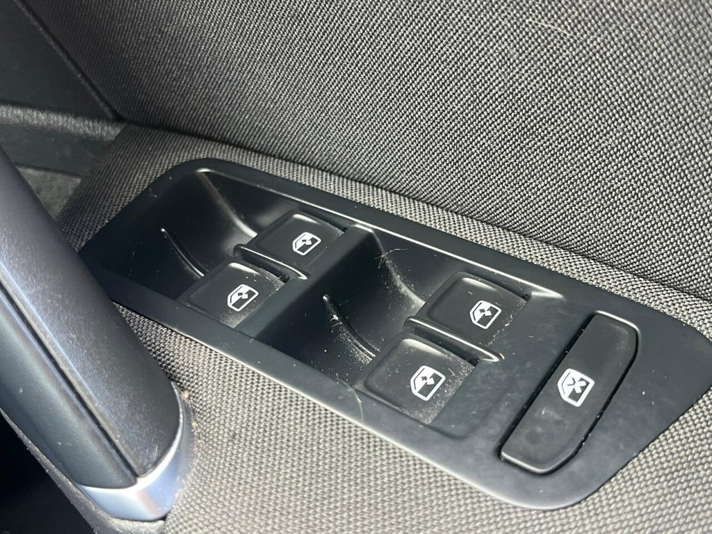 Used Volkswagen Golf 2019 for sale - 78044375: Photo 4