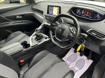 Used Peugeot 3008 2017 for sale - 76429883: Photo