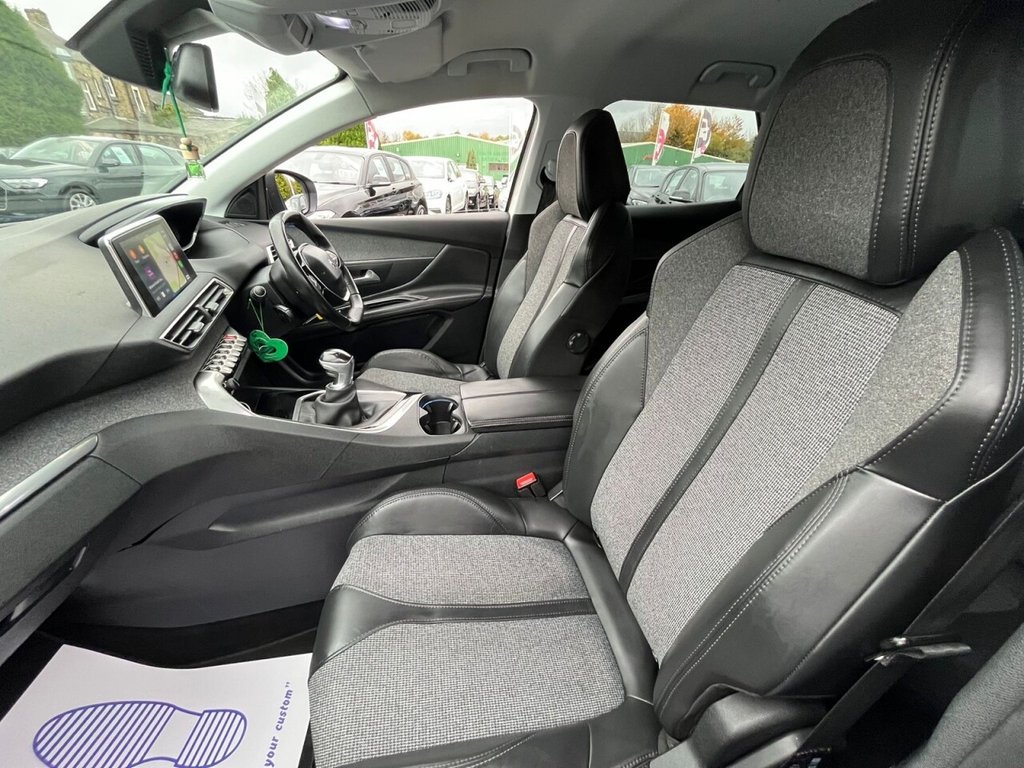 Used Peugeot 3008 2017 for sale - 76429883: Photo 6