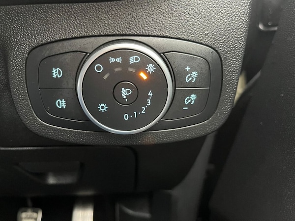 Used Ford Fiesta 2019 for sale - 76163552: Photo 32