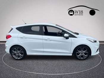 Used Ford Fiesta 2018 for sale - 74542204: Photo
